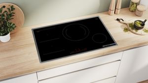 Bosch PVS845HB1E Séria 6 Samostatná indukčná varná doska, šírka 80 cm, s rámom na hornej strane, DirectSelect, Combi Zone, Smart Hood Automatic, čierna