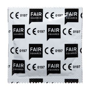Fair Squared Max perform 100er Kondom transparent glatt zylindrisch geformt