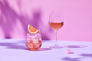 KROSNO Getränke Glas Schimmer Wassergläser Gläser mit Regenbogeneffekt | Set von 6 | 510 ML | Blended Kollektion | Perfekt für zu Hause, Restaurants und Partys | zur manuellen Reinigung