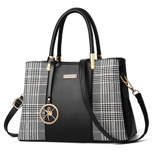 OKWISH Henkeltasche Umhängetasche Handtasche Tragetasche Schultertasche Damen Umhängetasche Groß Shopper Tasche Handtasche Schwarz OKWISH Henkeltasche Umhängetasche Handtasche Tragetasche Schultertasche Damen Umhängetasche Groß Shopper Tasche Handtasche Schwarz