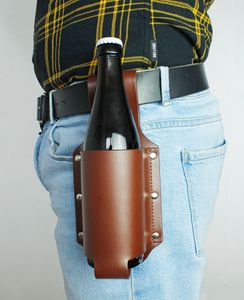 Winkee - Skórzana kabura na piwo | Uniwersalna do butelek 0.33L i 0.5L | Mocne trzymanie nawet podczas ruchu | Idealna na zewnątrz, grille i imprezy