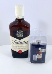 Ballantines Finest Blended Scotch Whisky 0,7l 700ml (40% Vol) + Ballantines Flachmann