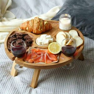 2 in1 Klappbarer Picknicktisch aus Holz im Freien Kaffee Snack-Tisch mit Weinglasregal 30*30*15cm 2 in1 Klappbarer Picknicktisch aus Holz im Freien Kaffee Snack-Tisch mit Weinglasregal 30*30*15cm