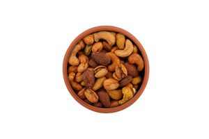 Sunnah Shop® Feurige Nussmischung 1kg Geröstet und Pikant Geröstete Cashewkerne Mandeln und Pistazien nüsse gesalzen mit Chili Aroma | Vegan Protein