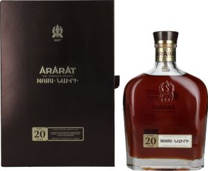 Ararat Nairi 20 Years Old 40% Vol. 0,7l in Geschenkbox Ararat Nairi 20 Years Old 40% Vol. 0,7l in Geschenkbox