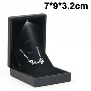Schmuck Geschenkbox mit LED-Licht, Schmuckkästen für Ring Ohrring Halskette Armband, Display Aufbewahrungskoffer  Universal Verpackung Schmuckschachtel(Pendant)