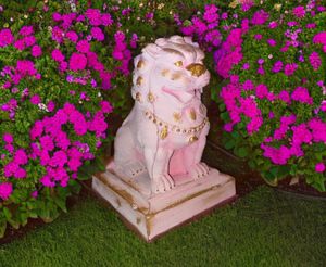 Steinfigur Steinguss Gartenfigur Torwächter Löwe frostfest Gartendeko rosa gold