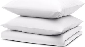 Blumtal Bettwäsche 200x200cm + 2x Kissenbezug 80x80cm - Mikrofaser Bed Sheets 200x200cm - 3-er Set Bettwäsche Weiß