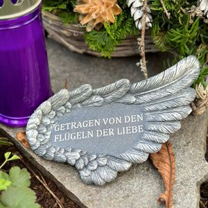 eberin · Gedenkflügel · Trauerflügel · Engelsflügel · Grabschmuck Flügel Trauerspruch "Liebe"