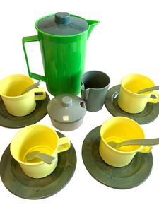 Dantoy Spielwaren Kaffee-Service Green Bean - aus recyceltem Kunststoff, 17-tlg. Spielgeschirr Küche Zubehör küchenladenzubehör