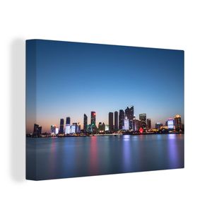 OneMillionCanvasses® - Leinwandbilder - 140x90 cm, Klarer dunkelblauer Himmel über Qingdao in China, Wandbilder Kunstdruck Wanddekoration - Foto auf Leinwand - Gemälde auf