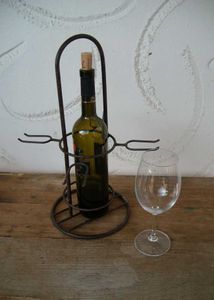 Weinregal Flaschen-Glashalter / Ständer Eisen Weinservierständer Eisen