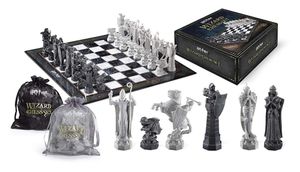 The Noble Collection Harry potter Wizard Chess Set / Schachspiel