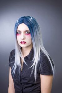 Perücke Zombie-Braut, grau Halloween