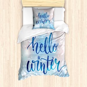 ABAKUHAUS Winter Mantele, Hallo Winter-Wörter Schnee, Milbensicher Allergiker geeignet mit Kissenbezügen, 135 cm x 200 cm - 80 x 80 cm, Blau Pale Pink Weiß