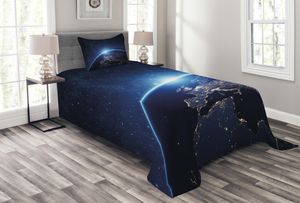 ABAKUHAUS Erde Tagesdecke Set, Planet aus dem Weltraum, Set mit Kissenbezügen Waschbar, für Einselbetten 170 x 220 cm, Dunkelblau