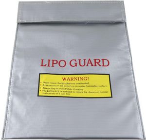 Sicherheitstasche für Lipo Batterien, flammhemmendes und explosionsgeschütztes Material, 300 x 230 x 56 mm, 1 Stück - Schutzhülle ideal zum Laden Sicherheitstasche für Lipo Batterien, flammhemmendes und explosionsgeschütztes Material, 300 x 230 x 56 mm, 1 Stück - Schutzhülle ideal zum Laden
