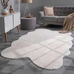 TT Home Wohnzimmer Teppich Unifarben Flauschig Modern Kunstfell Kurzflor Größe 140x200 cm Fell-Form