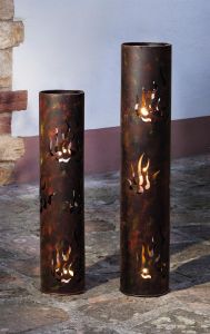 2 Windlichtsäulen "Flammen" aus Metall, 80 + 99 cm  hoch, Kerzenhalter, Bodenwindlicht, Dekosäule mit Kerzenglas, Metallsäule, Kerzensäule