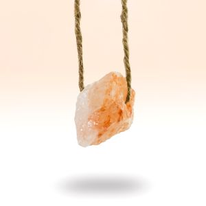 Hochwertiger Salzleckstein “Bergkristall” 8-10 Stück Leckstein mit Kordel, insgesamt ca. 1 kg, für Kaninchen, Katzen, Pferde Schafe und andere Tiere