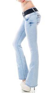 Moderne Bootcut-Jeans mit Stretch-Gürtel in ice blue Größe - 40