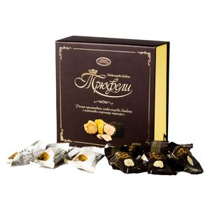 Čokoládové cukríky s lieskovými orieškami a čiernymi (Tuber Aestivum) a bielymi hľuzovkami (Tuber magnatum pico) | 20 cukríkov ideálnych ako darček