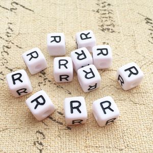 Buchstaben Perlen, 30 Stück, 6x6 mm, weiß mit schwarz, eckig, Buchstabe R