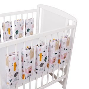 Universeller Babybett Gitterschutz mit Klettverschluss aus 100% Baumwolle 38x30cm 9 Stück Muster Waldbewohner