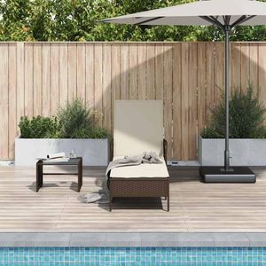 Sonnenliege mit Kissen in Braun aus Poly-Rattan