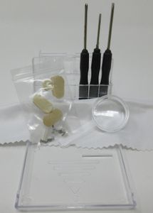 23 tlg. Reparatur-Set für Brillen Schraubendreher Lupe Schrauben Pad's Tuch