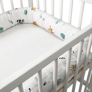Bettschlange Baby Bettumrandung 200 cm - Nestchenschlange Bettrolle für Babybett Gitterbett Beistellbett Umrandung Safari Motiv