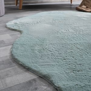 TT Home Wohnzimmer Teppich Unifarben Flauschig Modern Kunstfell Kurzflor Größe 140x200 cm Fell-Form