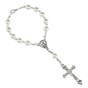 Präsente Geschenkidee Armband,Kurzer Auto Rosenkranz für Damen und Herren mit Kreuz Anhänger Marienbild und Glas Perlen Farbe Weiß (Länge 18cm)