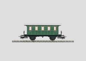 Märklin - Personenwagen, grün; 715