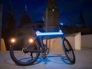 JOIEEM E-Bike Urban EBX 28 Zoll mit 250W Motor, Samsung Akku,Heckmotor 360 Wh,inteGPS/G-Sensor/NFC/Light Belt/LED Dashboad,4G JOIEEM E-Bike Urban EBX 28 Zoll mit 250W Motor, Samsung Akku,Heckmotor 360 Wh,inteGPS/G-Sensor/NFC/Light Belt/LED Dashboad,4G
