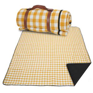 Yakimz Stranddecke 200 x 200 cm, 2-8 Personen Wasserdichte Outdoor Picknickdecke Sandfrei Strandmatte Campingdecke Sanddichte Outdoordecke Familiendecke Picknick-Matte mit Tragegriff Gelb-weiß kariert