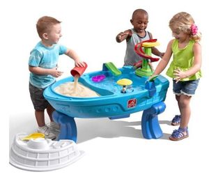 Step2 Fiesta Cruise Sand & Wassertisch | Wasserspieltisch für Kinder in Blau mit 10-teiligem Zubehör Set | Wasserspielzeug / Sandtisch für den Garten