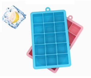 sada 2 XXL foriem na kocky ľadu s vekom zo silikónu | Zásobník na kocky ľadu s 15 priehradkami na koktaily a dlhé nápoje | Výrobník obrie kocky ľadu [3,3 x 3,3 x 3,3 cm] | Ovocné kocky ľadu ružovo-modré