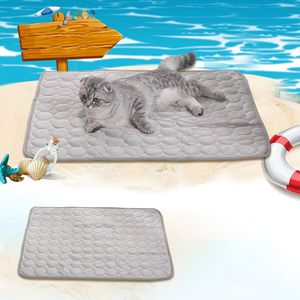 50 x 40 cm Haustier Kühlmatte, Hund Katze Sommerbet, Waschbares Rutschfeste Eisunterlage für Haustier Sofa, Auto, Grau