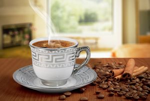 Porcelánové šálky na espresso sada šálok Mocha pre 6 osôb bielo-strieborná 13 ks šálok na kávu Latte Cappuccino Kovový stojan Medusa Meander Versac Style 6x šálky + 6 x podšálky