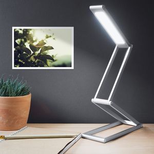 kwmobile LED Aluminium Tischlampe mit Schwenkkopf - Akku Leselampe faltbar mit Micro USB Ladekabel - Alu Schreibtischlampe Faltlampe in Silber kwmobile LED Aluminium Tischlampe mit Schwenkkopf - Akku Leselampe faltbar mit Micro USB Ladekabel - Alu Schreibtischlampe Faltlampe in Silber