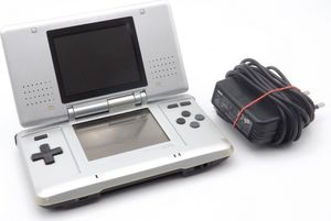 Ruční konzole Nintendo DS stříbrná