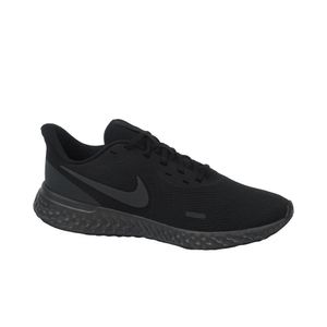 Nike Revolution 5 BQ3204-001 Veľkosť 44 Pánske topánky v čiernej športovej obuvi pre mužov