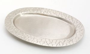 Kerzenteller, Dekoteller oval aus Messing vernickelt Silber (Innen 14 x 8 cm) für Ovalkerzen, Ellipsenkerzen