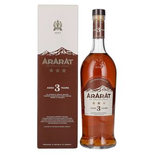 Armenischer Brandy Ararat 0,7L 3 Sterne Арарат