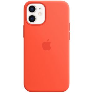 Apple iPhone 12 mini Silicone Case mit MagSafe