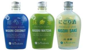 3 Sorten Nigori Sake von Kizakura (3x300ml) | Matcha, Classic und Kokosnuss Geschmack | alc. 10% Vol.