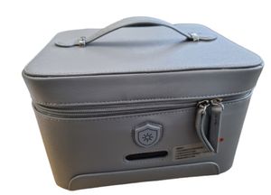 Kozmetický kufrík s funkciou UVC dezinfekcie