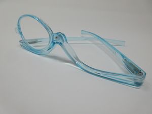 Schminkbrille für DAMEN +1,0 blau Lesebrille Schminkhilfe mit Federbügel Etui