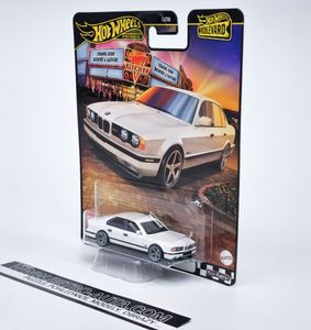BMW M5 91 Hot Wheels Premium 1:64